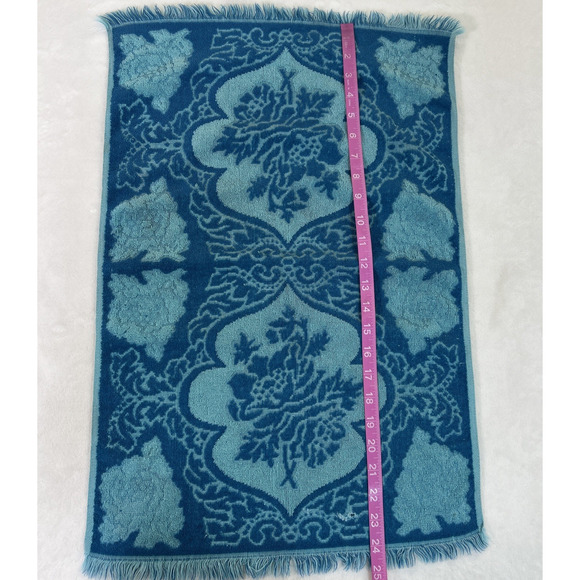 Vintage Fieldcrest Blue Paisley Hand Towel Fringe MCM 24in x 16in Benefits Chrty - Picture 3 of 8
